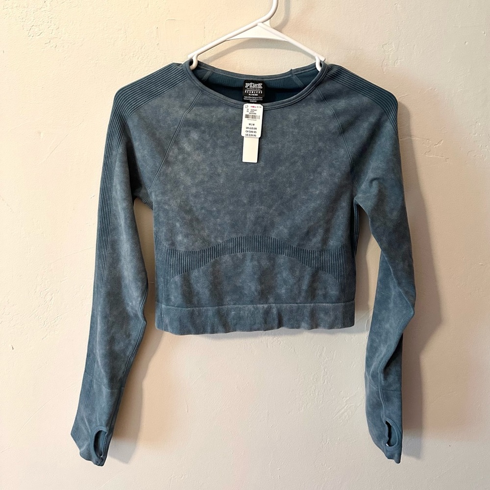 NWT size M PINK Victoria’s Secret seamless long sleeve cropped workout top